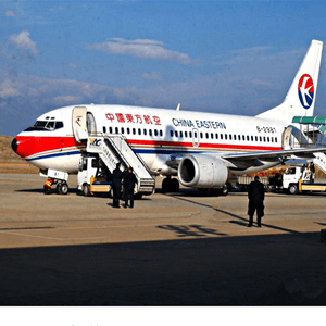 重庆巫山机场空运航空快运业稳步发展的原因是什么？